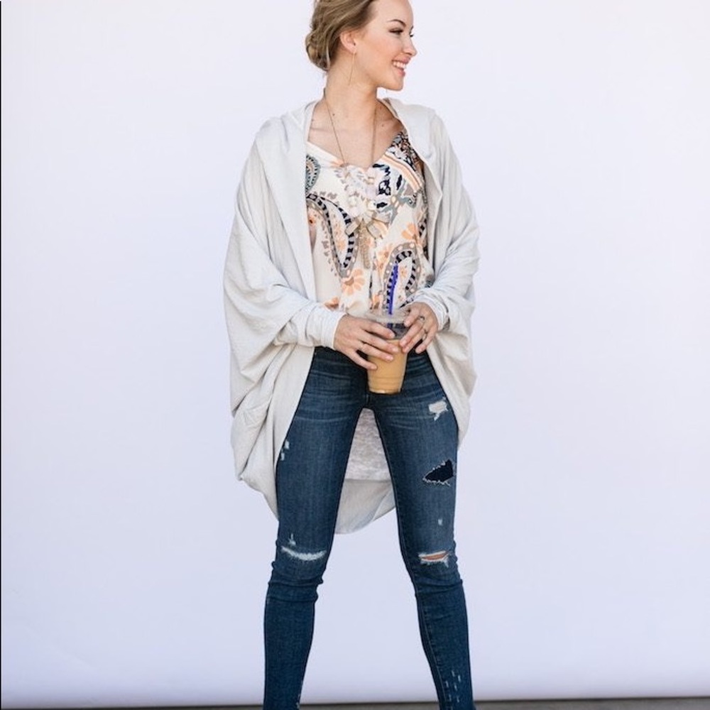 Evy’s Tree Jennifer Shrug in Iced Chrome
